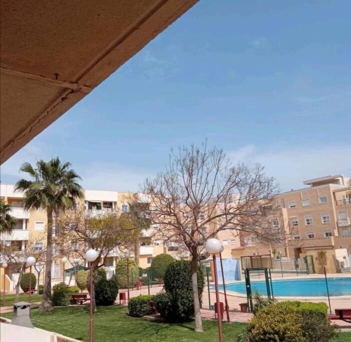 Apartamento Zona Playa En Roquetas Cerca De Bares Restaurantes Y Centro Comercial Roquetas de Mar Exteriér fotografie